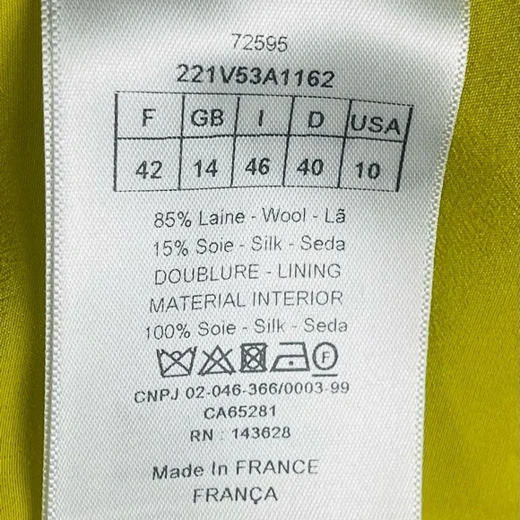 Christian Dior Single-Breasted Wool BlazerSize: US 10 / FR 42